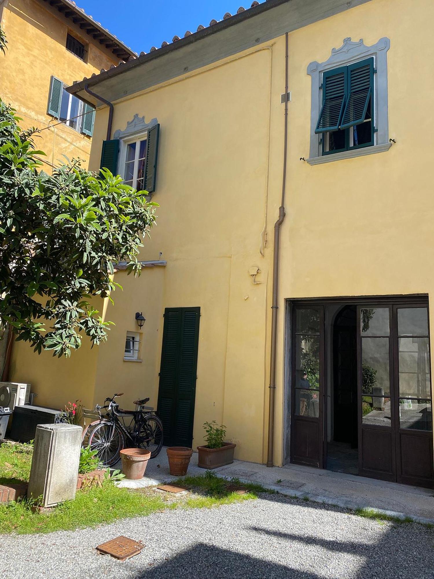 فندق L'Antica Casa Sui Lungarni Di بيزا المظهر الخارجي الصورة